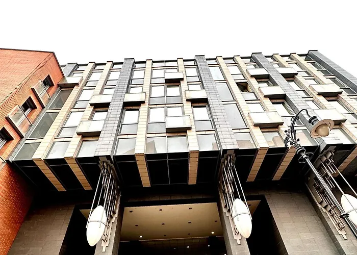 Central Apartment With Balcony