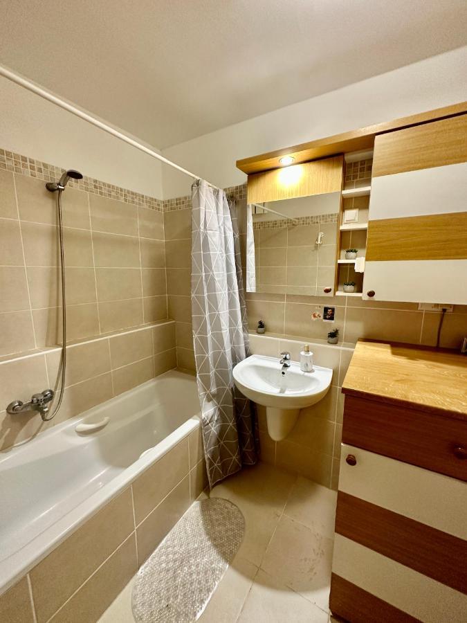 With Balcony Apartment *